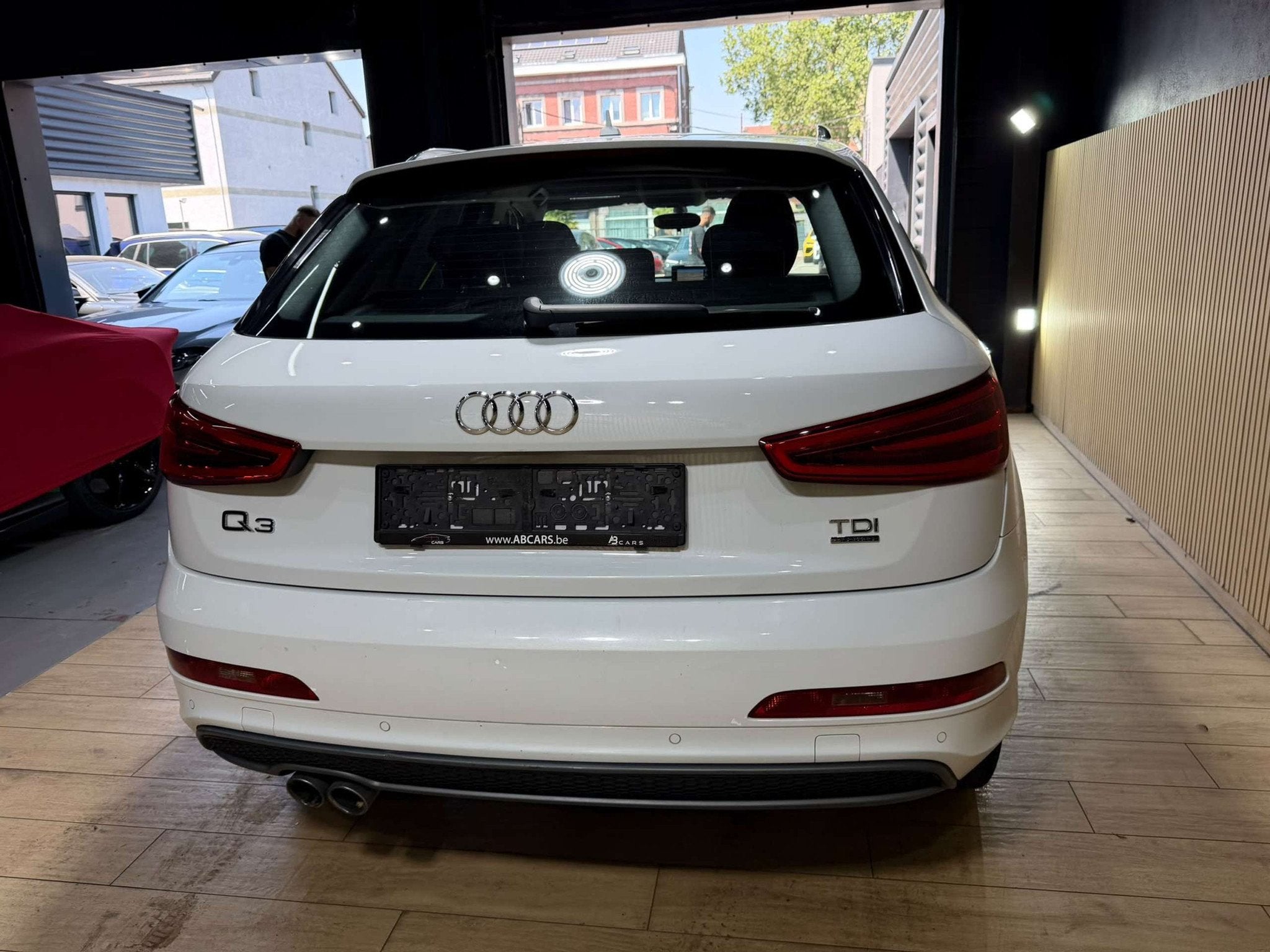 Audi Q3 2.0 TDi Quattro S line S tronic * GARANTIE 12 MOIS *, Autos, Audi, Euro 5, Achat, Entreprise, 1968 cm³
