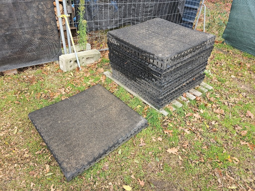 11 Rubber tegels 100 x 100 x 4 cm, Tuin en Terras, Ophalen, Gebruikt, Overige typen, Rubber