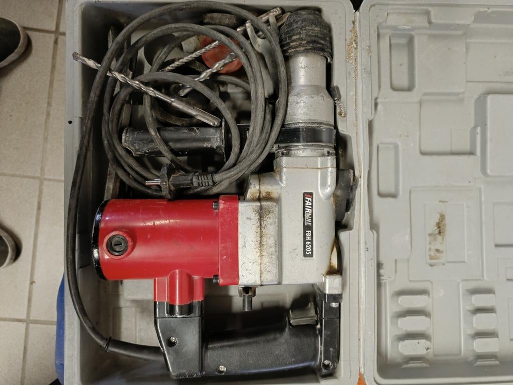 marteau perforateur Fairline FBH 6205, Enlèvement