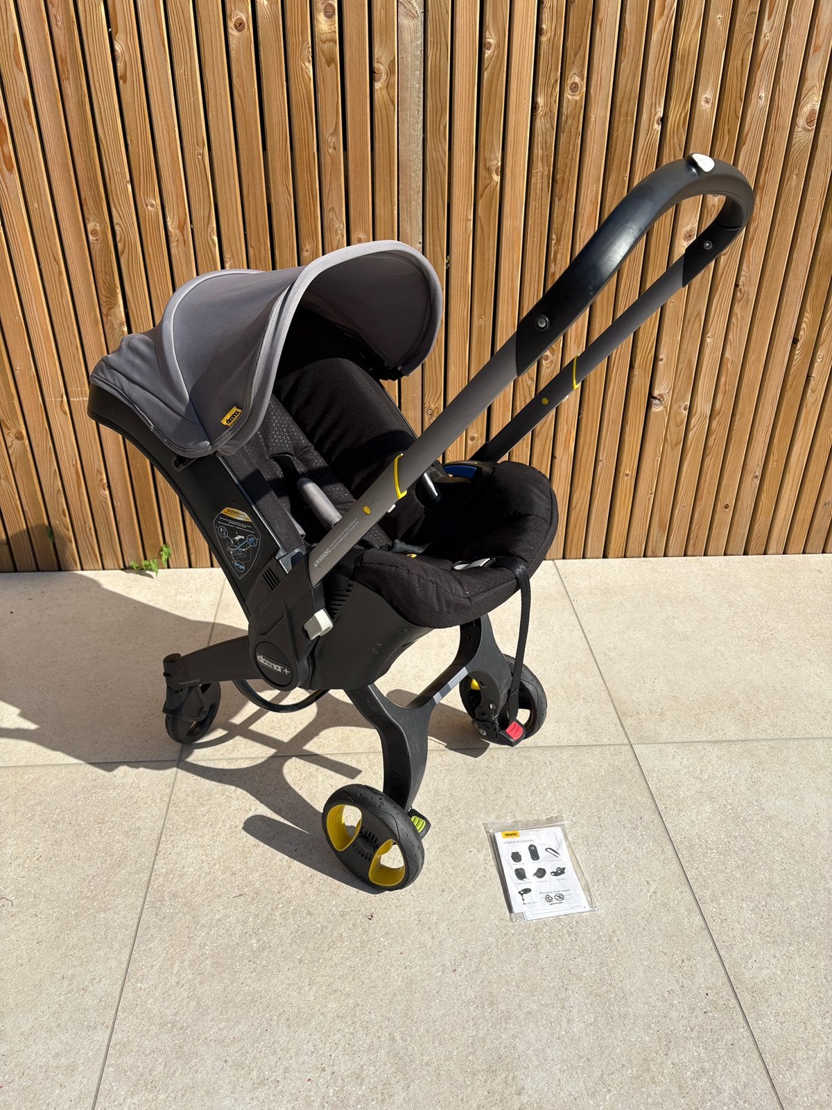 Doona Autostoel & Kinderwagen in één, Enlèvement, Comme neuf, Poussette