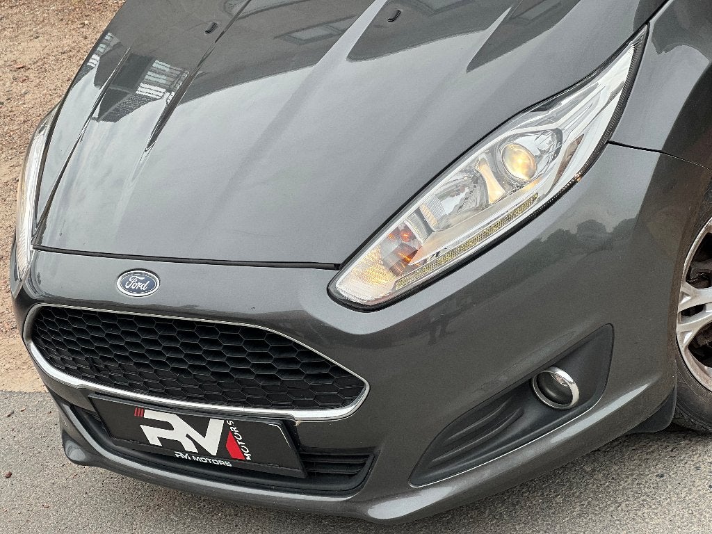Ford Fiesta 1.25i, Argent ou Gris, Achat, Euro 6, Entreprise