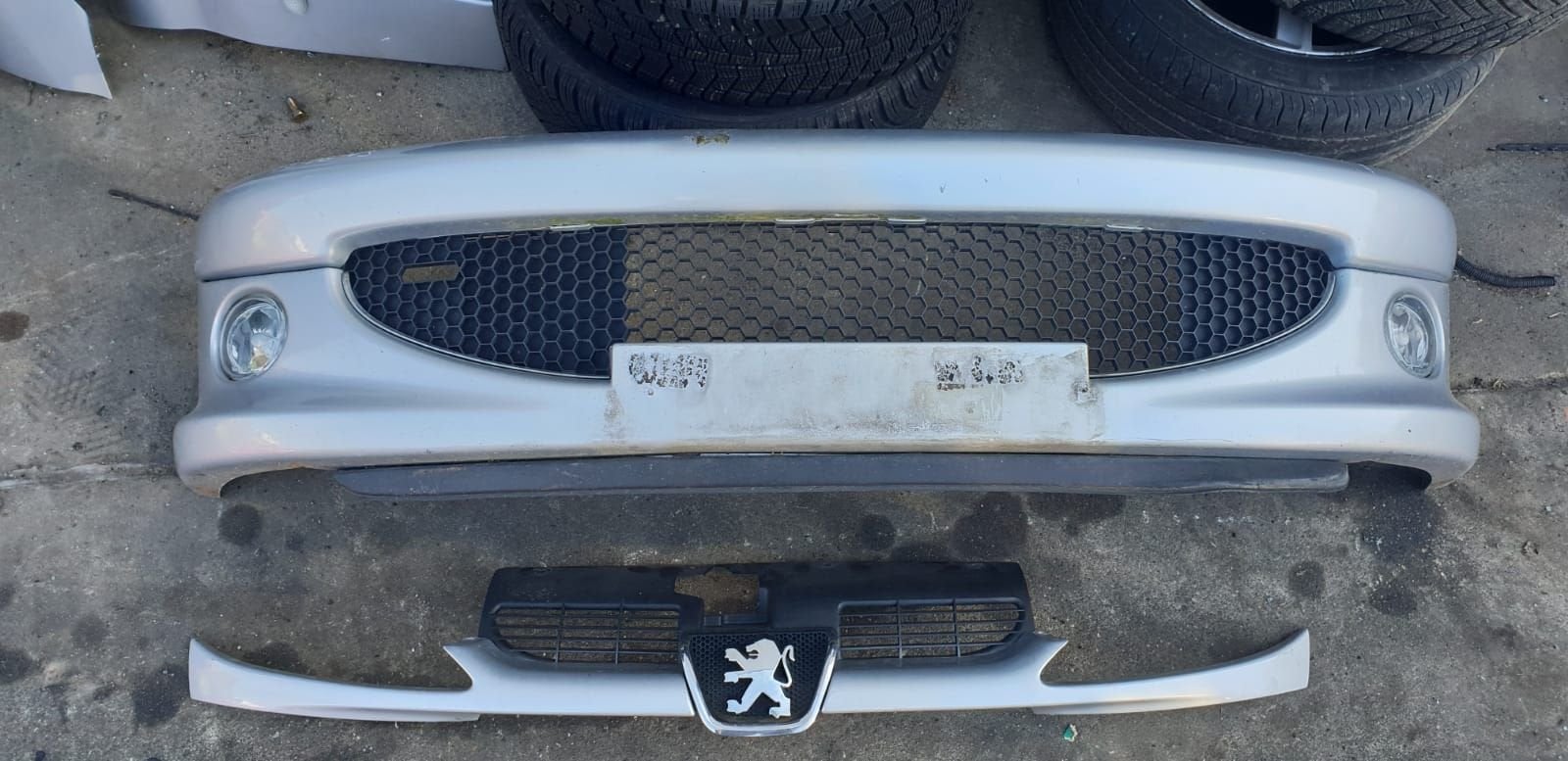 PEUGEOT 206 CABRIOLET VOORBUMPER+GRIL  BJ 98 TOT 2008, -, Utilisé, -, Avant