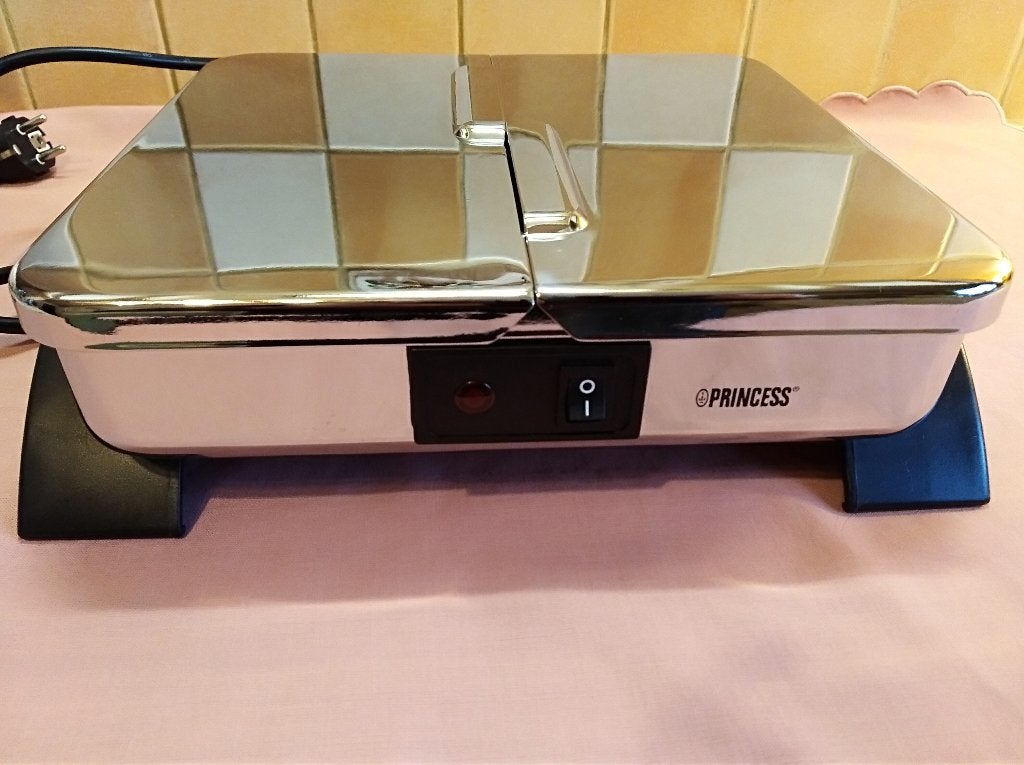 Nieuw elektrische Inox borden verwarmer (voor 12 borden )., Caravanes & Camping, Caravanes Accessoires, Neuf, Enlèvement