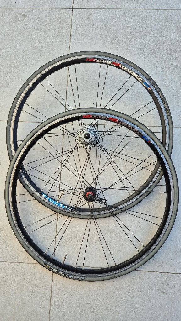 Wielen voor en achter ” Road Runner “ met cassette 8 speed, Fietsen en Brommers, Gebruikt, Titanium, Road runner, Racefiets