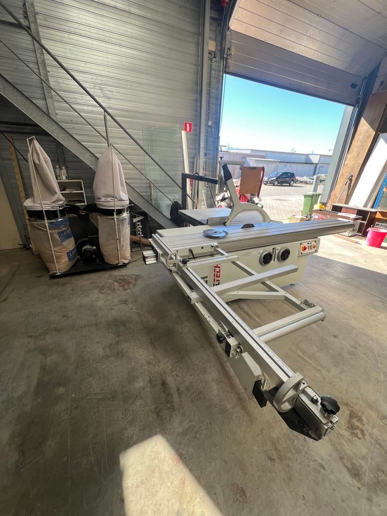 Paneelzaag met stofafzuiging, Zakelijke goederen, Machines en Bouw | Houtbewerking, Ophalen