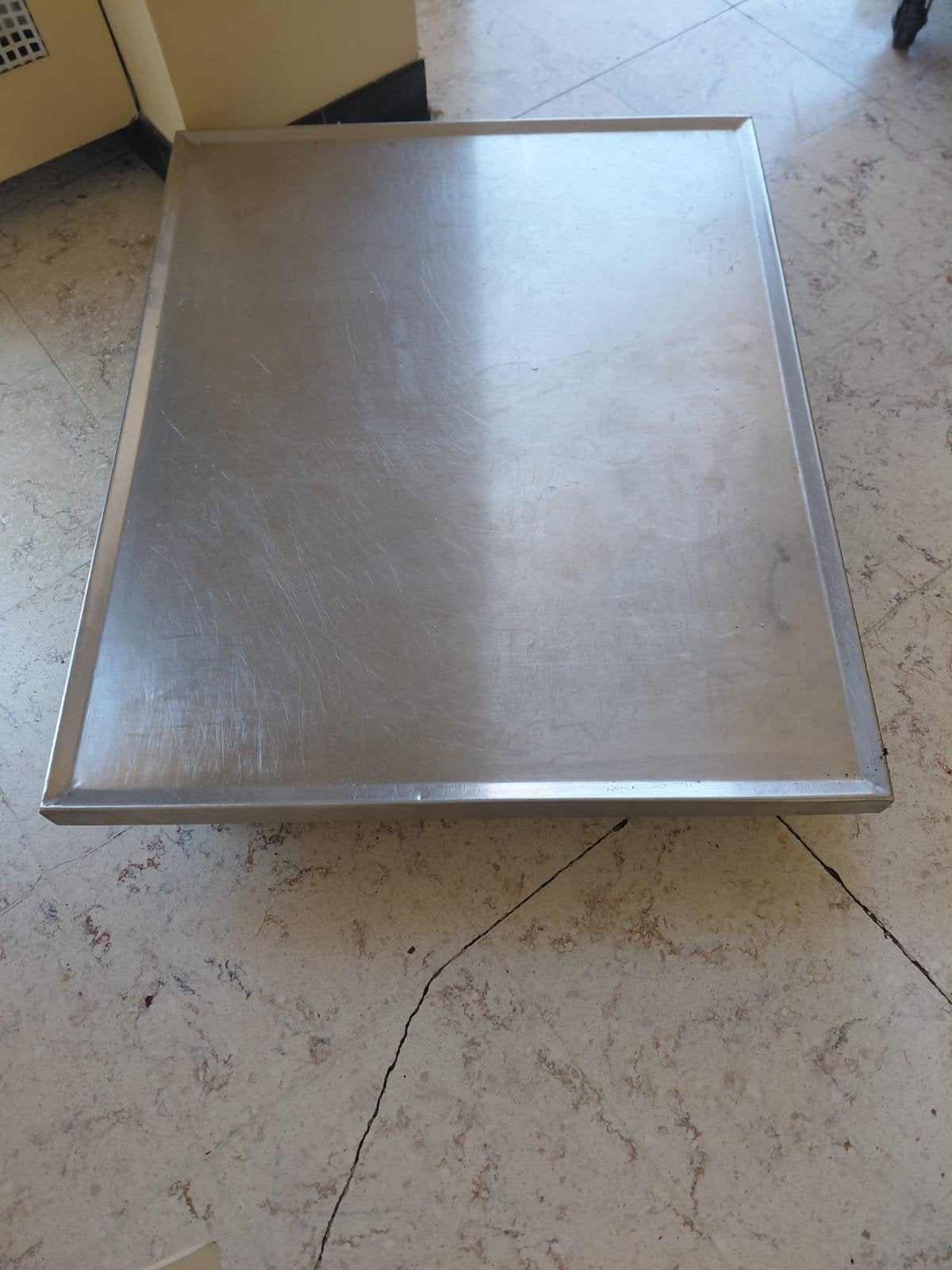 2 rolplateau's rvs 70x85 cm, Zakelijke goederen, Ophalen, Brood en Banket