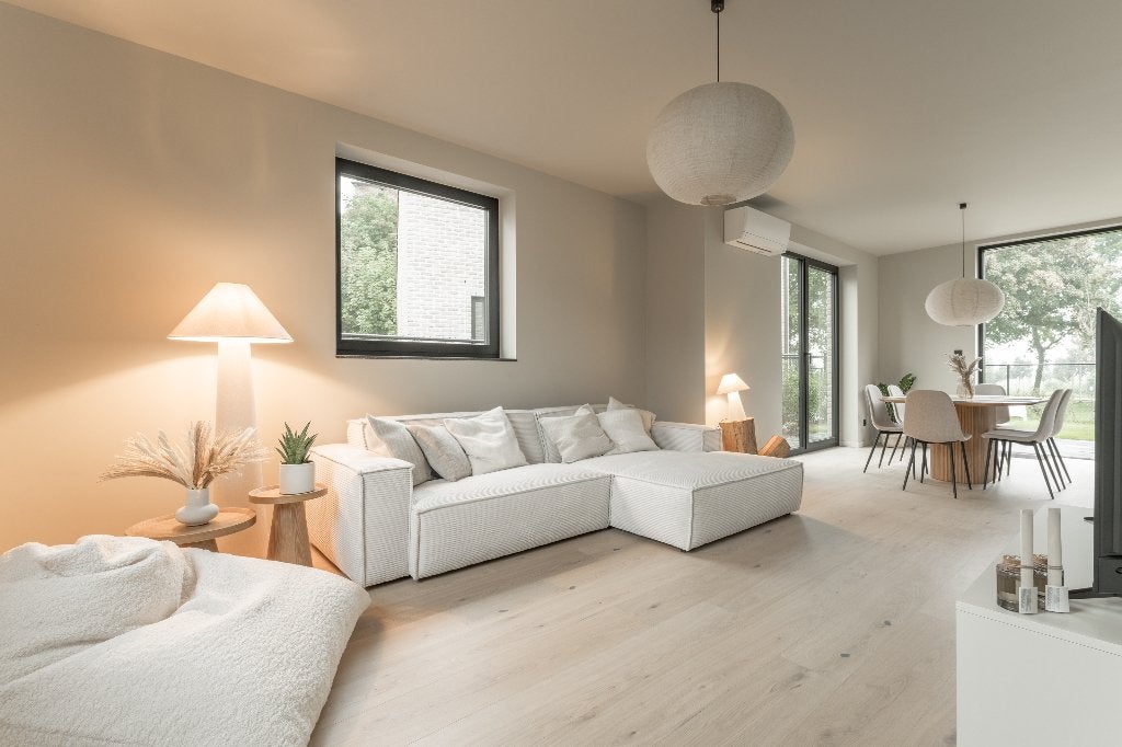 Wit/beige hoekzetel van Prenuptia (slechts 1 jaar oud), Ophalen, 150 tot 200 cm, Hoekbank, Driepersoons