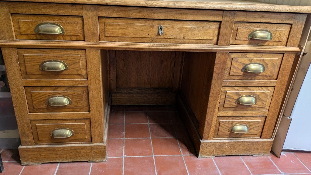 Antieke bureau, Huis en Inrichting, Ophalen, Overige typen, Gebruikt, Hout