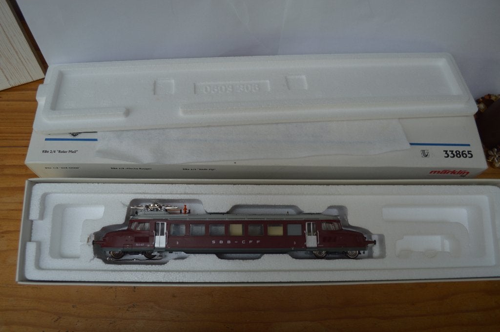 Märklin 38860/33865:DIG/SOUND en octobre, Hobby & Loisirs créatifs, Trains miniatures | HO, Comme neuf, Locomotive, Märklin, Analogique