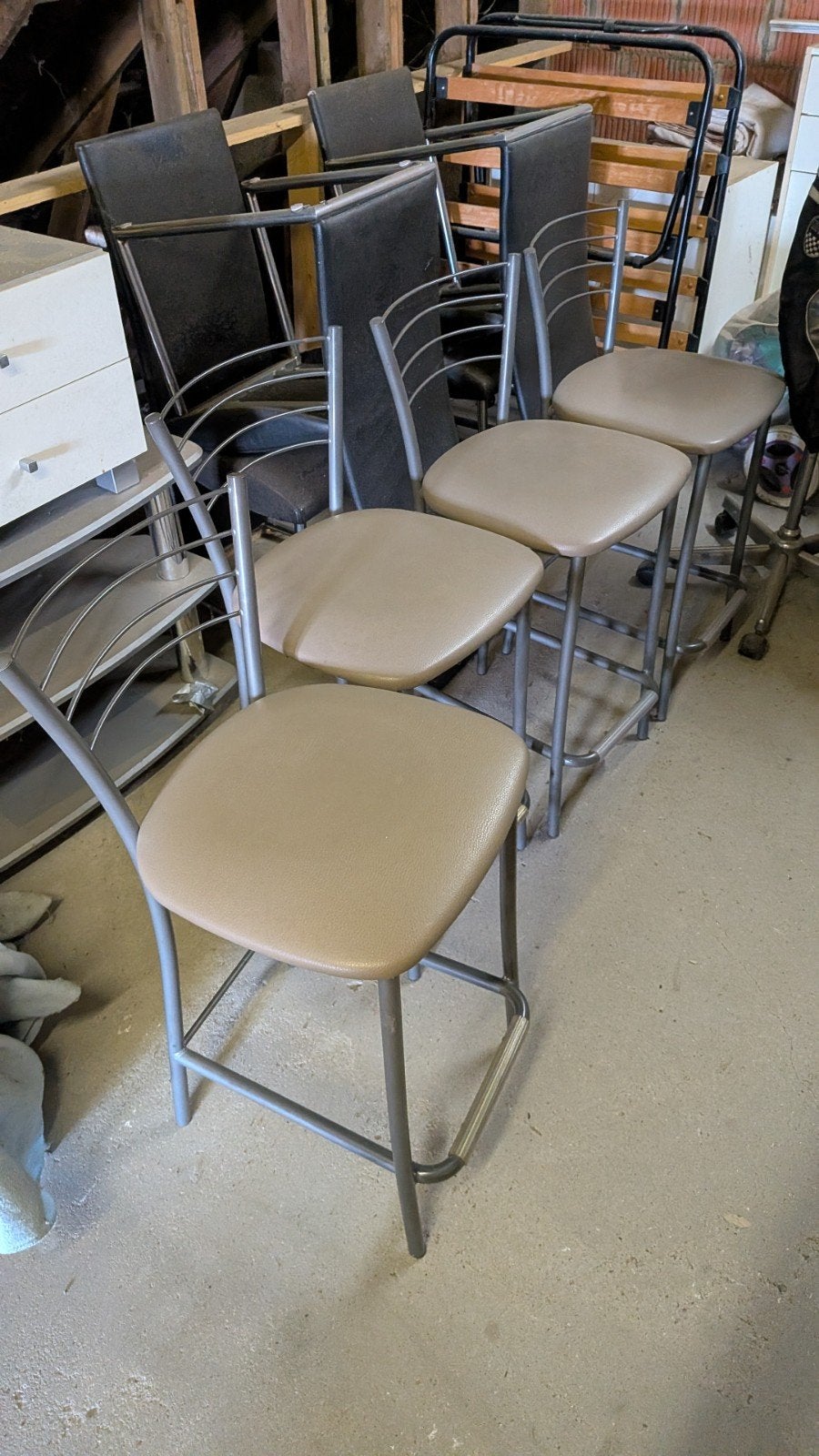 Mooie barstoelen faux leder (4x), Huis en Inrichting, Ophalen, Kunststof, Gebruikt, Met voetsteun