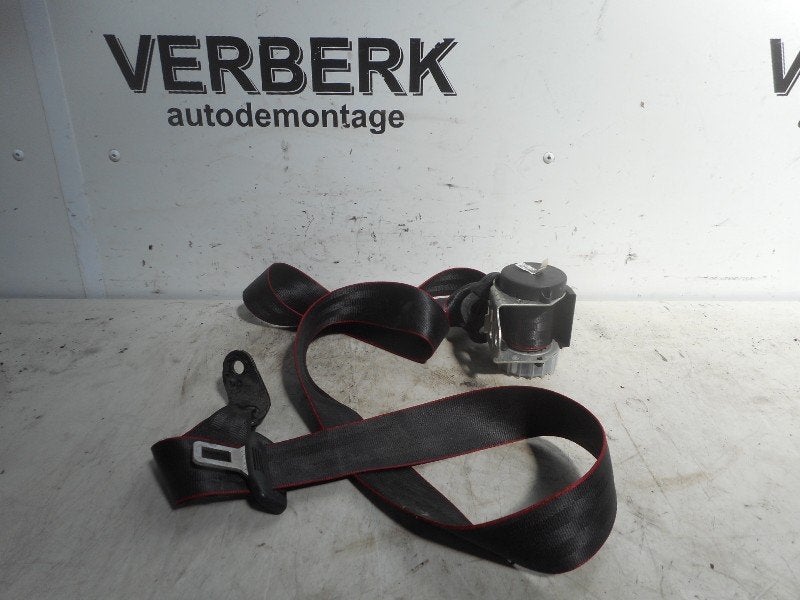 CEINTURE DE SECURITE ARRIERE GAUCHE Polo IV (9N1 / 2/3), Autos : Pièces & Accessoires, Volkswagen, Volkswagen AG, Utilisé, Kundenbetreuung@volkswagen.de
