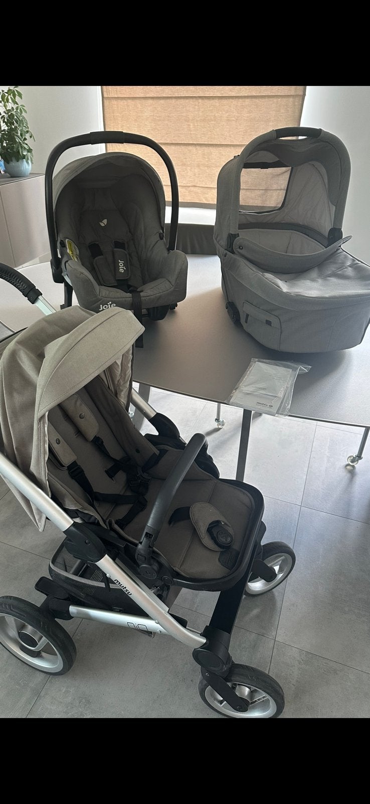 Mutsy nio kinderwagen compleet, Kinderen en Baby's, Kinderwagens en Combinaties, Ophalen, Zo goed als nieuw, Kinderwagen, Mutsy