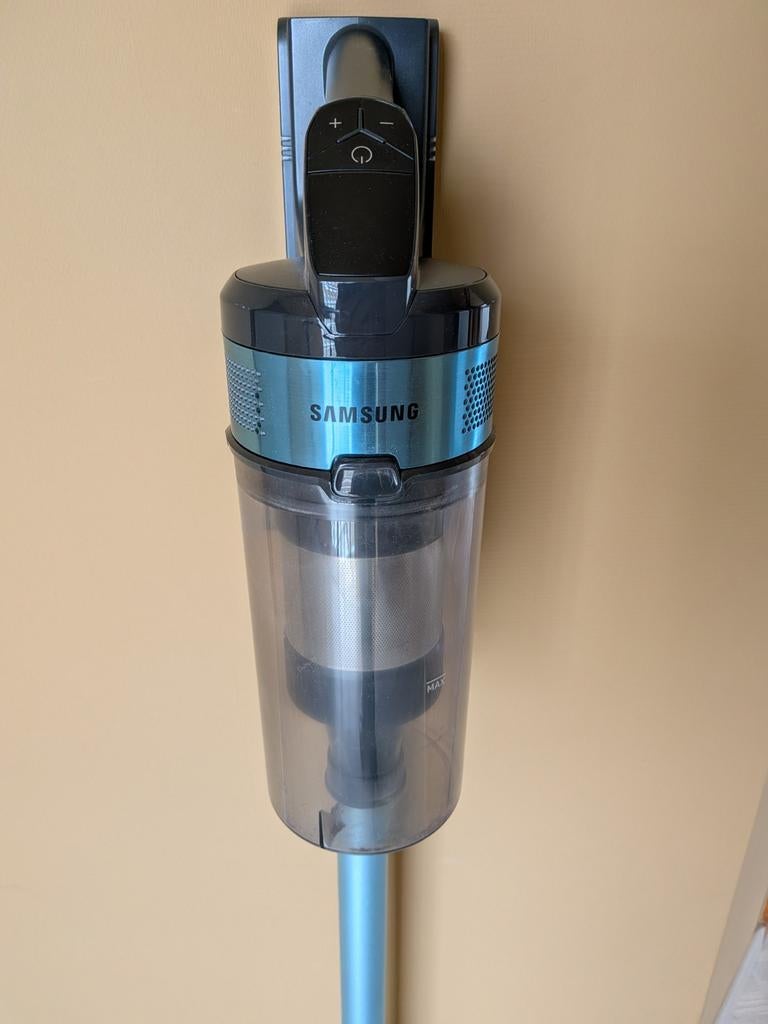Samsung Jet 60 met defect, Elektronische apparatuur, Ophalen, Gebruikt, Reservoir, Stofzuiger