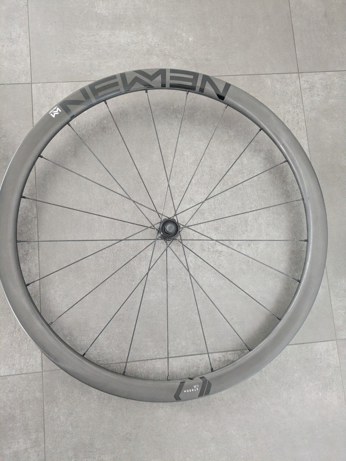 paire de roue carbone newmen, Comme neuf, Enlèvement, Newmen, Carbone