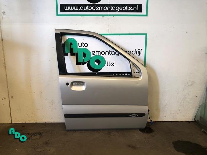 Portière 4portes avant droite d'un Suzuki Ignis (Ignis J. 9, -, 3 mois de garantie, Utilisé, Porte