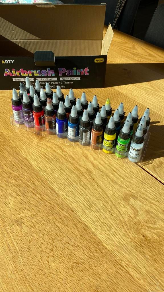 30 airbrush verf flesjes + 3 thinners, Hobby en Vrije tijd, Ophalen, Zo goed als nieuw