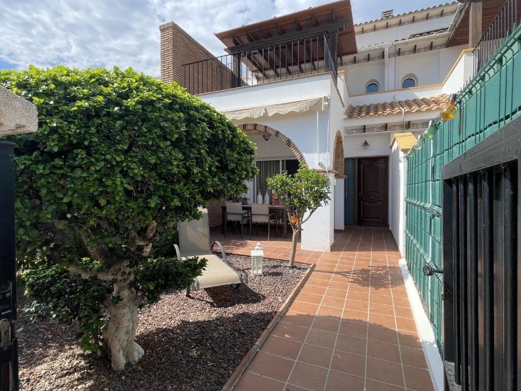 Ruime 3-slaapkamer duplex in Al Andalus Villas in Vera Playa, Immo, Buitenland, Dorp, Woonhuis, Vera Playa, 3 kamers