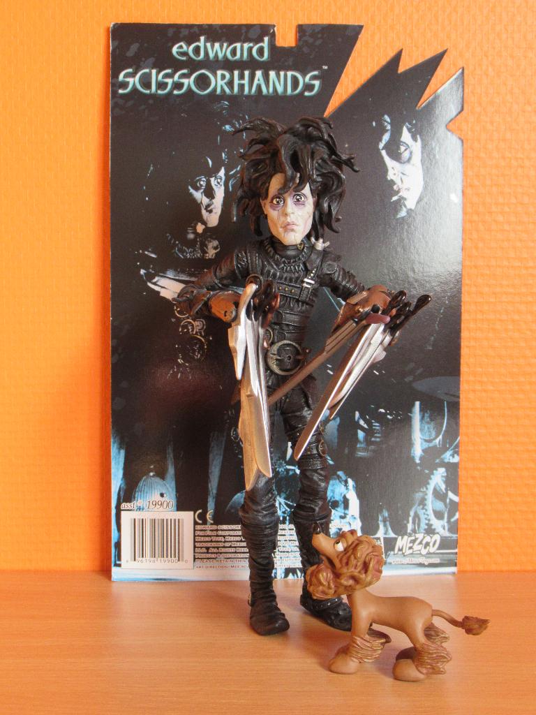 edward scissorhands 2005 FOX Mezco Actiefiguur johnny depp, Verzamelen, Ophalen of Verzenden, Nieuw