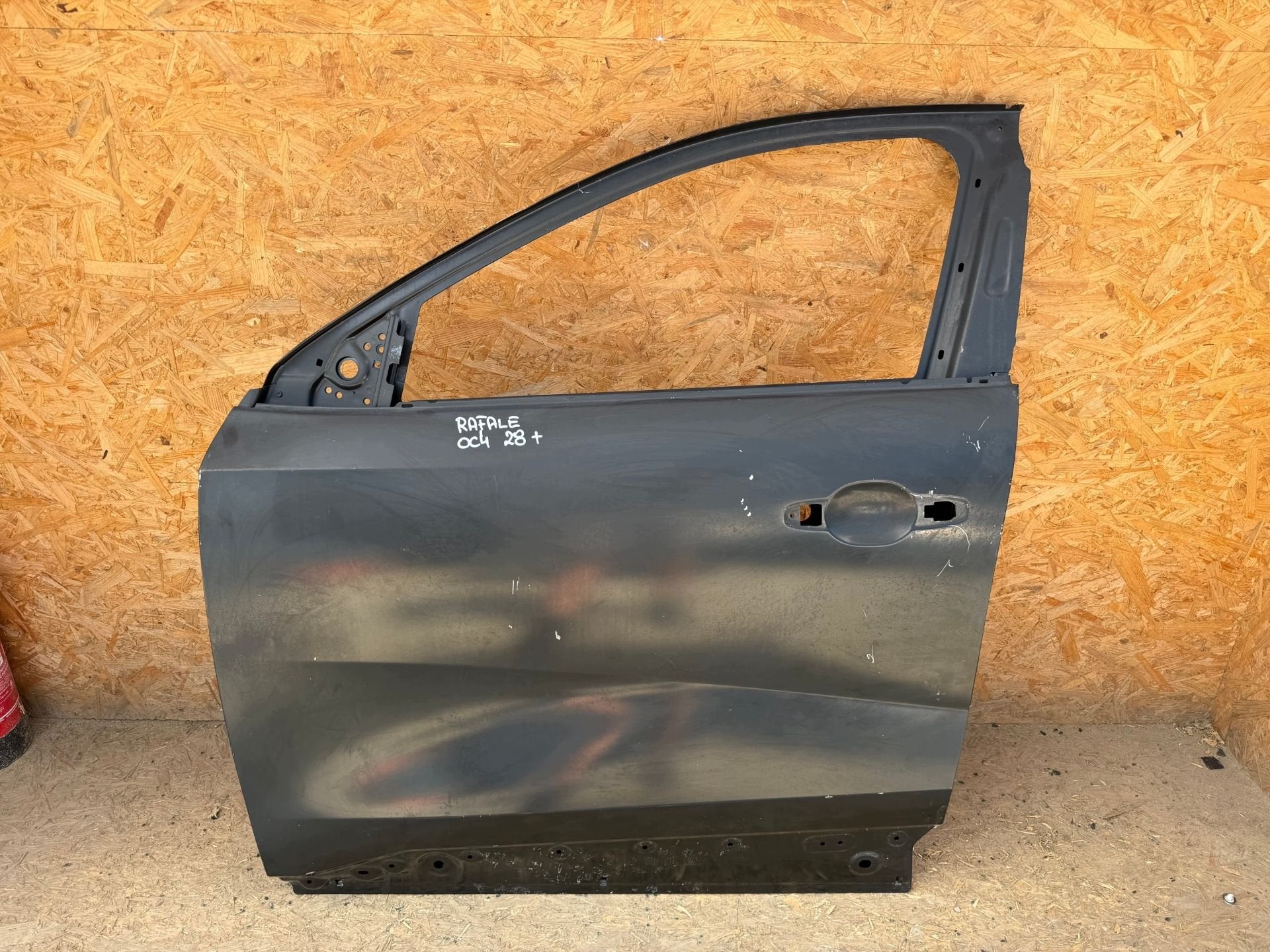 Renault Rafale Portier Links, Renault Group, Gebruikt, Contact.group@renault.com, Links
