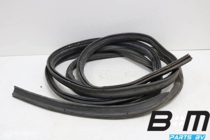 Achterkleprubber VW Transporter T5 GP, Utilisé