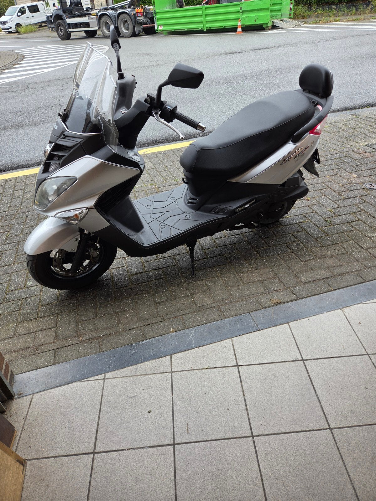 sym joyrider scooter 125cc, Enlèvement ou Envoi