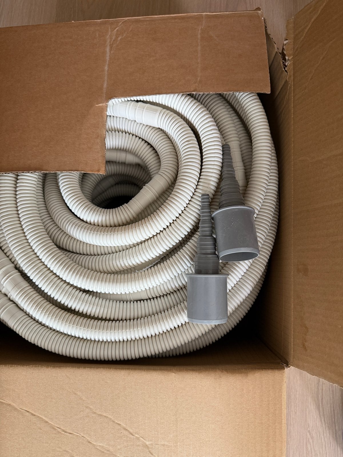 Flexibele airco afvoerleiding met 2x aansluit puntstuk, Ophalen, Zo goed als nieuw