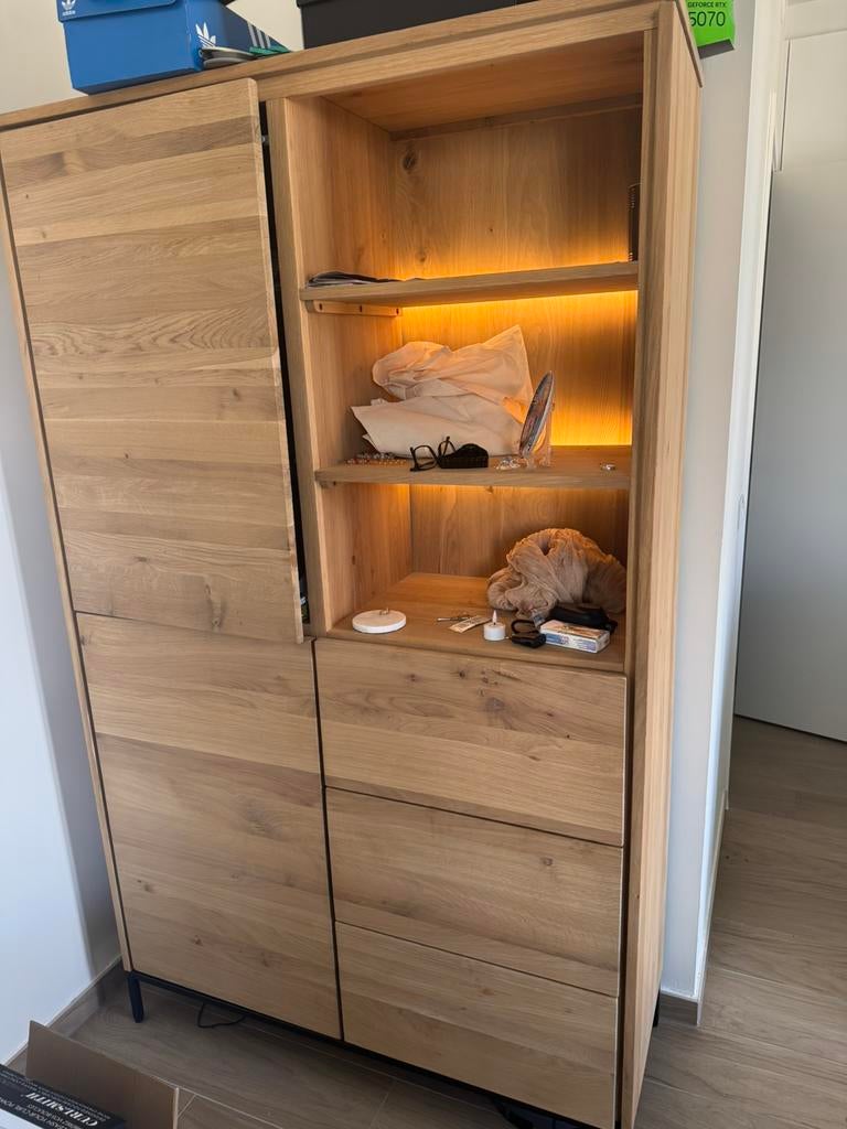Houten kast met lichtjes, Ophalen, Zo goed als nieuw