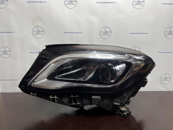 Phare gauche d'un Mercedes GLA, -, 3 mois de garantie, Utilisé, -