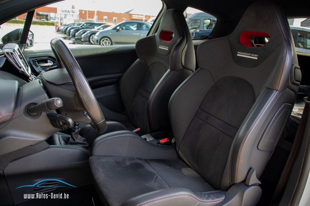 Peugeot 208 GTI Par Peugeot Sport (BPS) 1.6 THP CARGO LÉGER, Autos, Cuir et Alcantara, Achat, Euro 6, 2 places