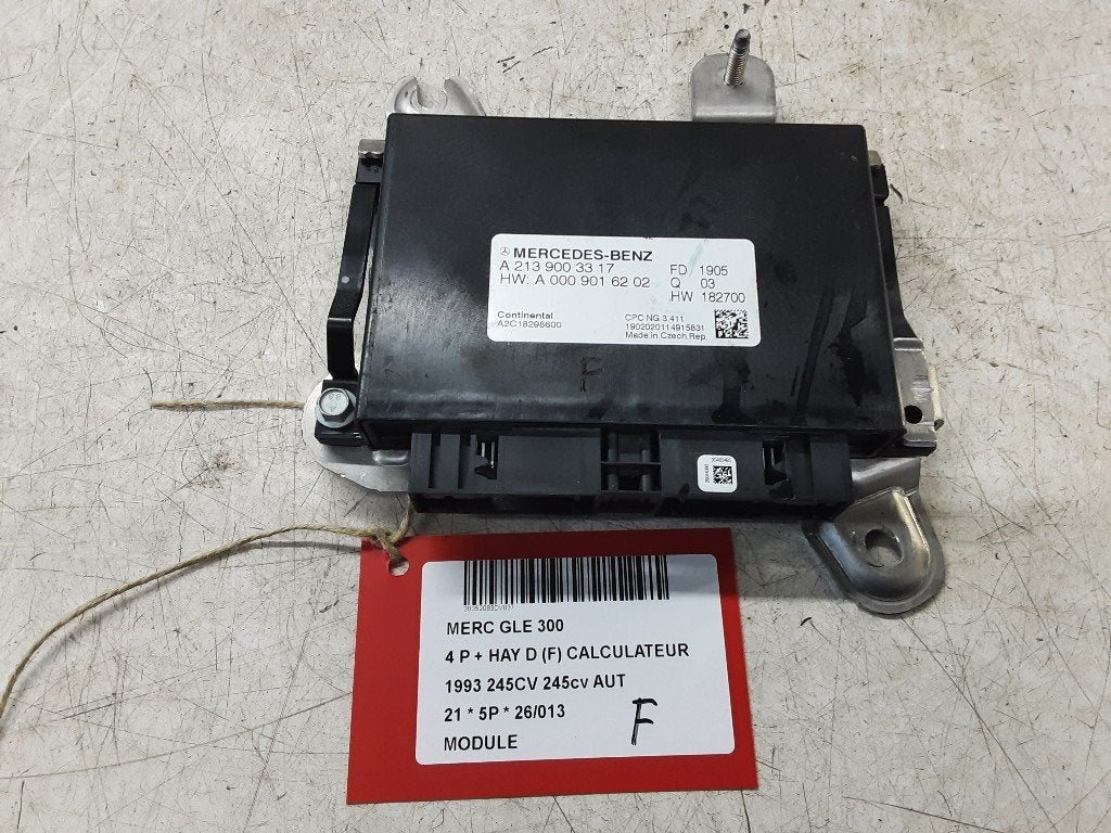 UNITE ELECTRONIQUE Mercedes-Benz GLE (V167) (A2139003317), Mercedes-Benz, Mevr. I. Hauben, Utilisé, Rue de l'Espoir 34 34
4030  GRIVEGNÉE, BE