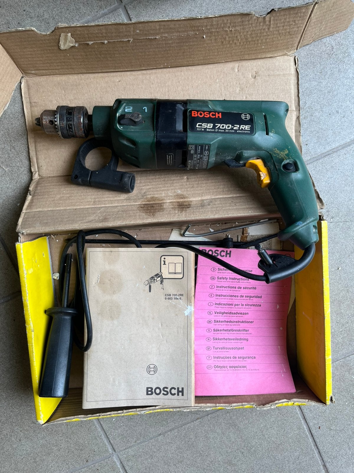 Bosch klopboormachine, Doe-het-zelf en Bouw, Ophalen, Zo goed als nieuw