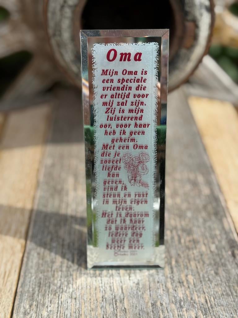 Spreuk oma - postuurtje oma - tekst oma - kadertje oma, Ophalen, Zo goed als nieuw