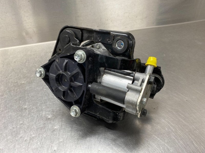 VACUUM POMPE FREIN BOOSTER Mitsubishi Outlander (GF / GG), Utilisé, Mitsubishi