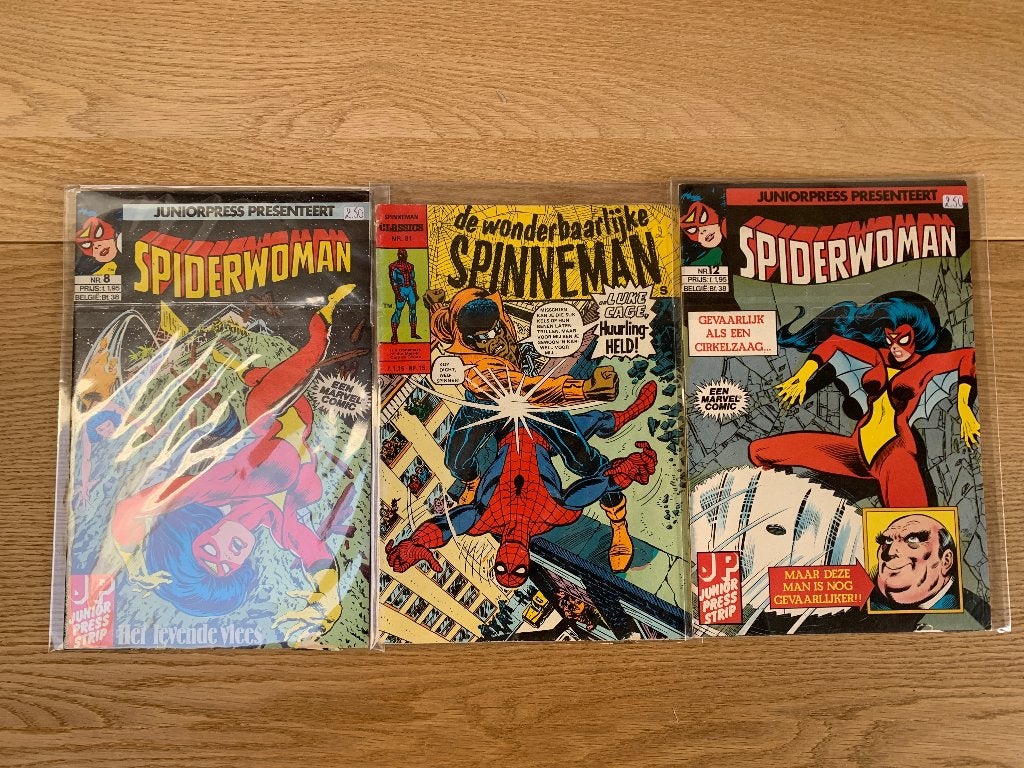 LOT 3 COMICS "SPIDERWOMAN/SPIDERMAN", Boeken, Meerdere comics, Ophalen of Verzenden, Zo goed als nieuw, Europa