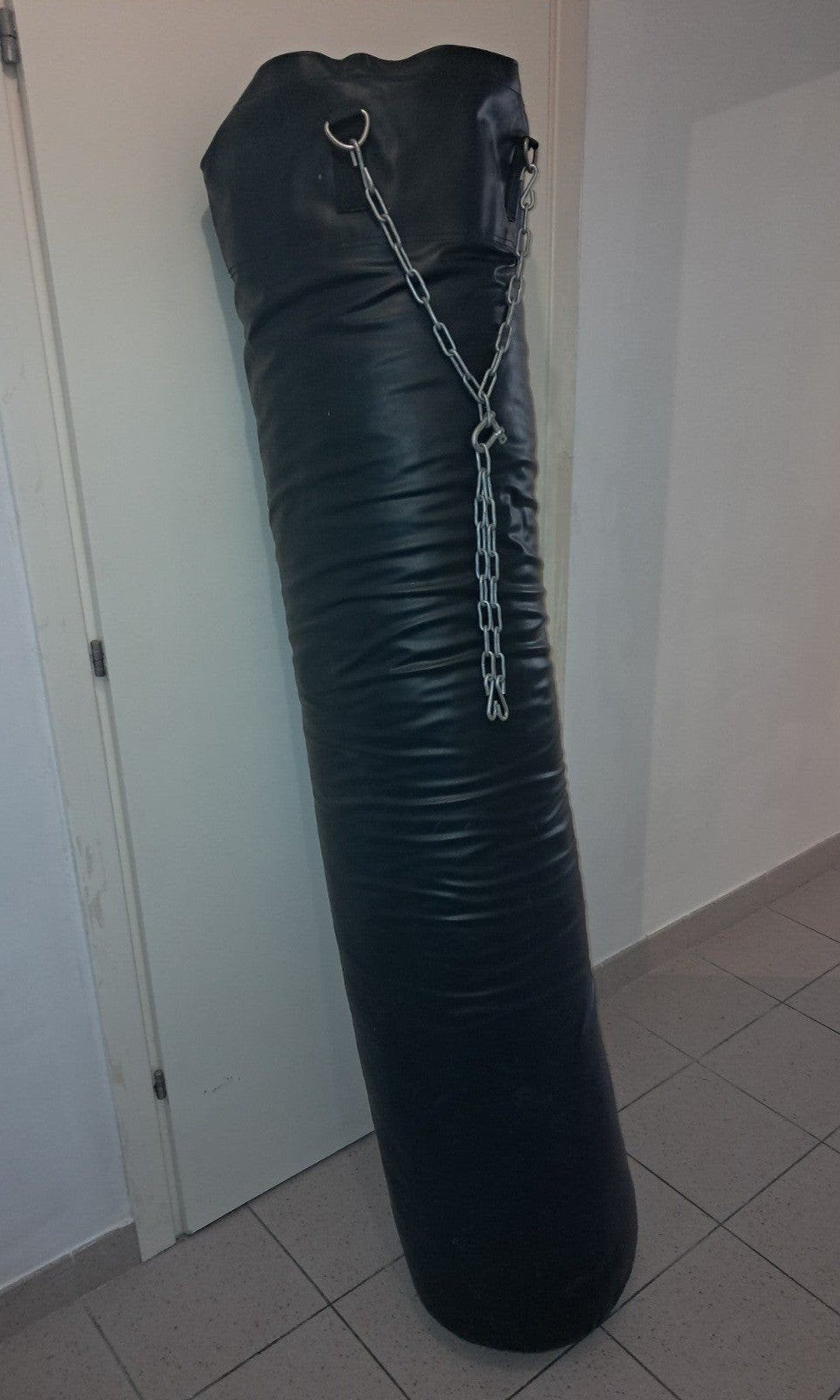 Grote Bokzak / Trapzak met Ketting en  Ophangbeugel 
180 cm., Sport en Fitness, Boksen, Ophalen, Gebruikt, Bokszak