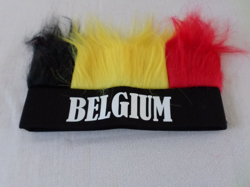 Chapeau de fête Belgique football diable rouge noir jaune, Collections, Enlèvement ou Envoi, Neuf, Casquette ou Bonnet