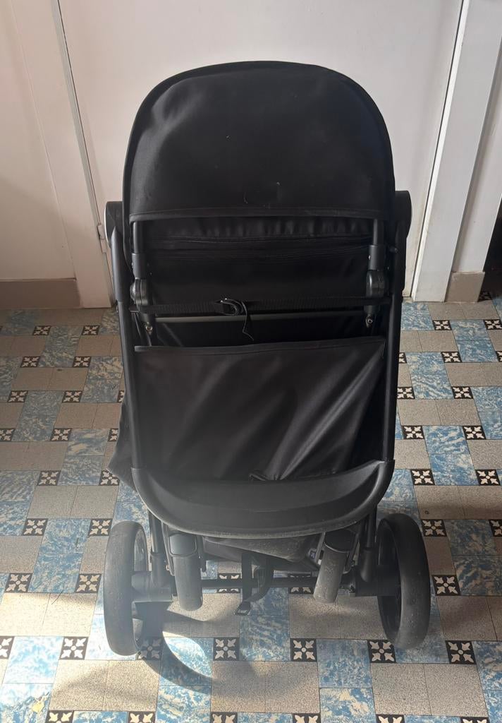 Pousette enfant a vendre, Enlèvement, Utilisé