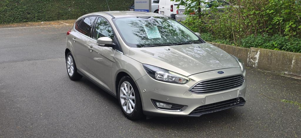 2015 Ford focus Automaat benzine 67.000 km euro 6, Euro 6, Bedrijf, 1000 cc, 92 kW