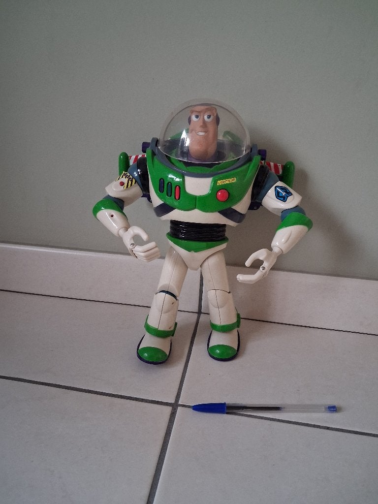 Buzz Lightyear, Enlèvement