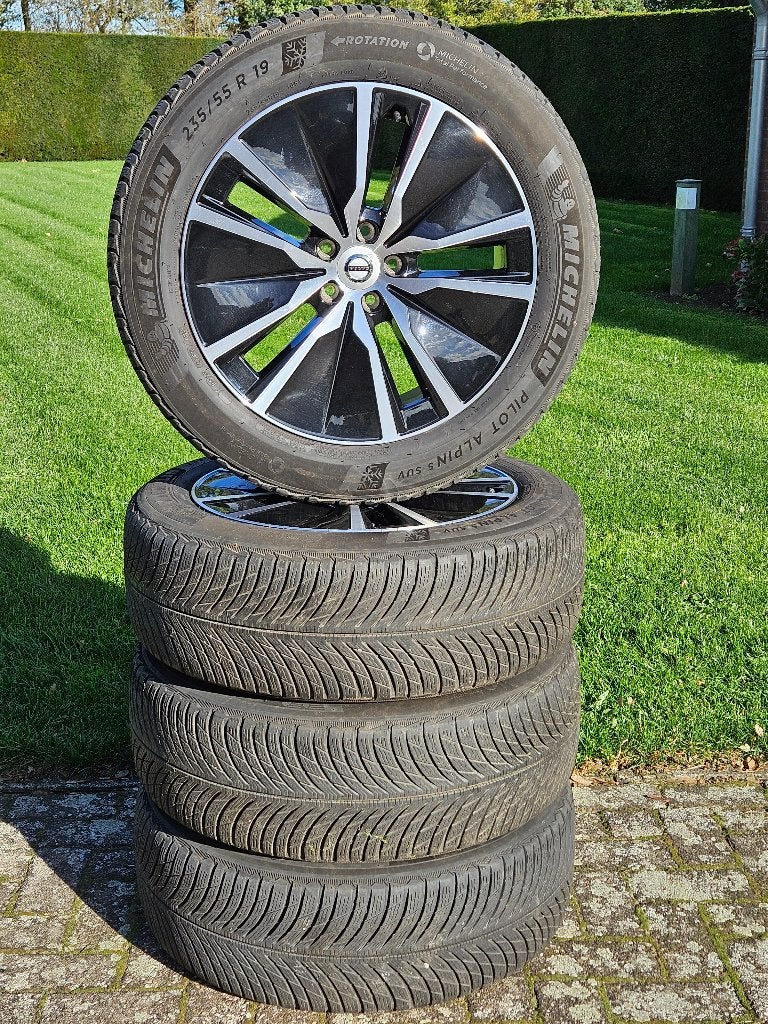 Pneus d'hiver d'origine VOLVO XC90 XC 90 31680216, Autos : Pièces & Accessoires, Enlèvement ou Envoi, Utilisé, Volvo