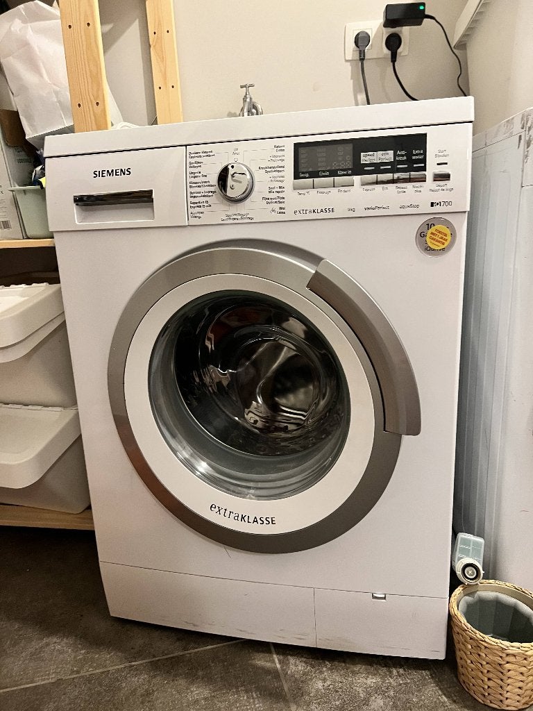Machine à laver Siemens iQ700 Extra Class 9 kg, Electroménager, Lave-linge, 85 à 90 cm, Programme lavage à la main, 1600 tours ou plus