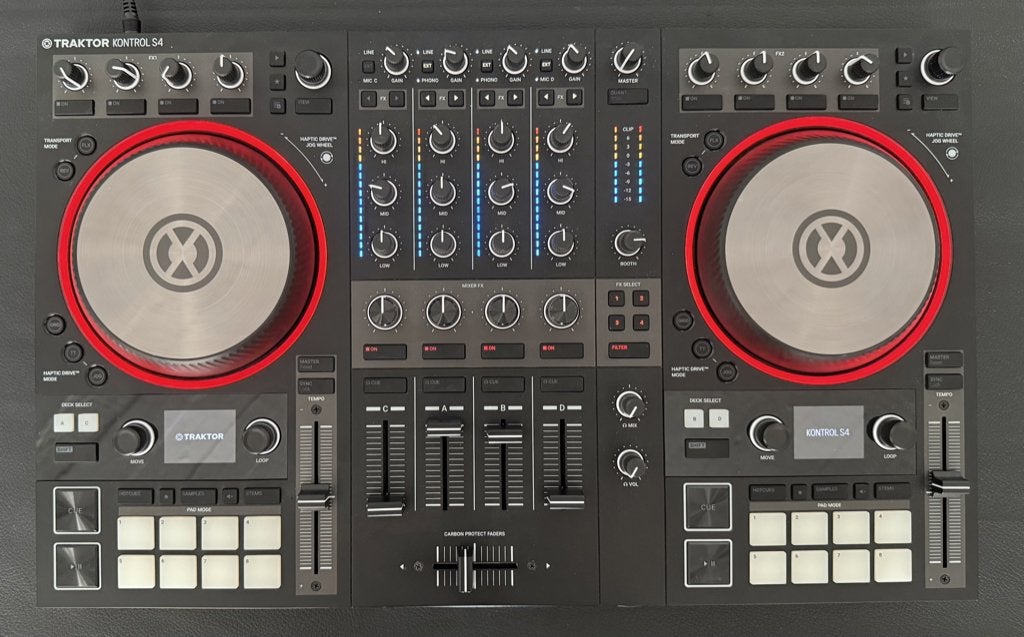Traktor S4 MK3 DJ-mixer, Diensten en Vakmensen, Muzikanten, Artiesten en Dj's, DJ