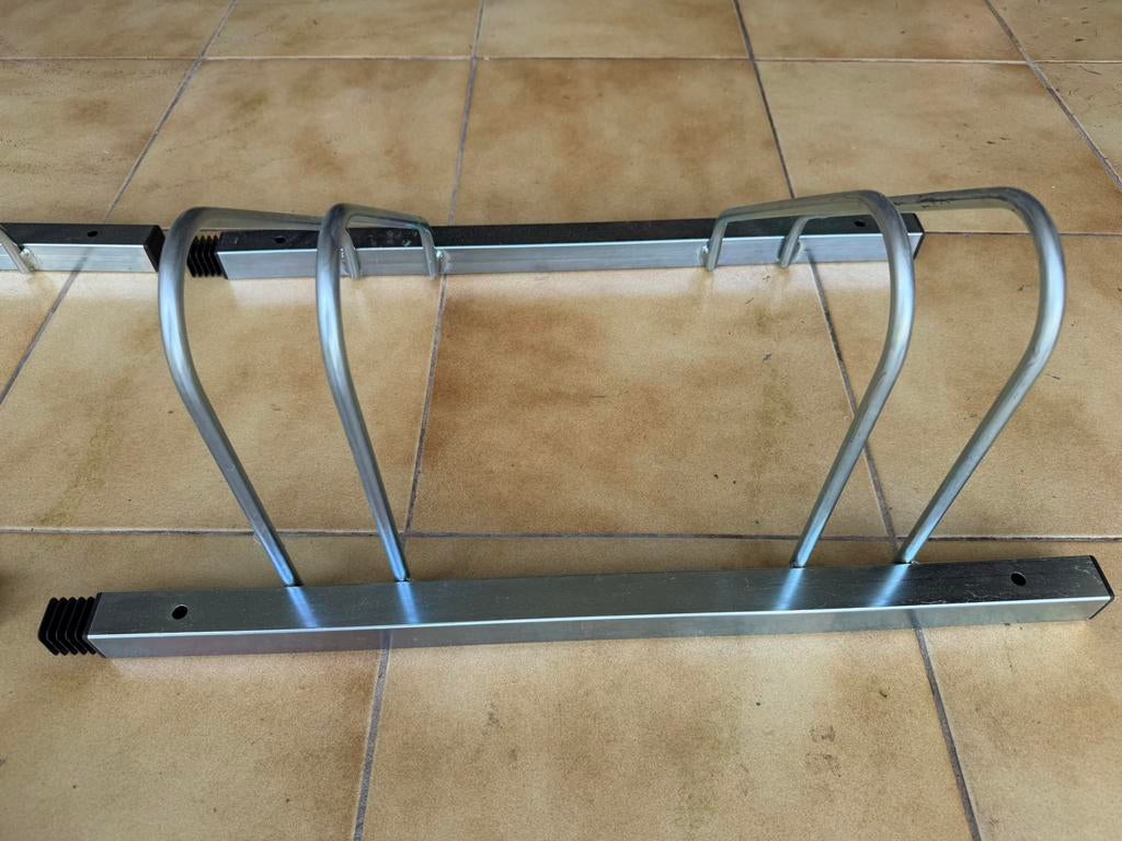2 Rails à vélo, Vélos & Vélomoteurs, Enlèvement ou Envoi, Comme neuf