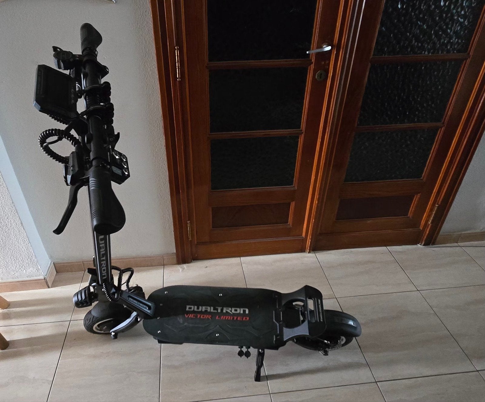 Dualtron Victor Limited + chargeur rapide (31 Ah), Vélos & Vélomoteurs, Enlèvement, Comme neuf, Step électrique (E-scooter), Dualtron Victor Limited