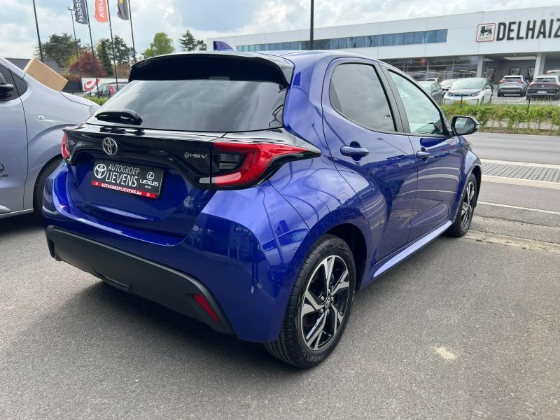 Toyota Yaris 1.5 Hyb Iconic, Automaat, Blauw, 1490 cc, 5 deurs