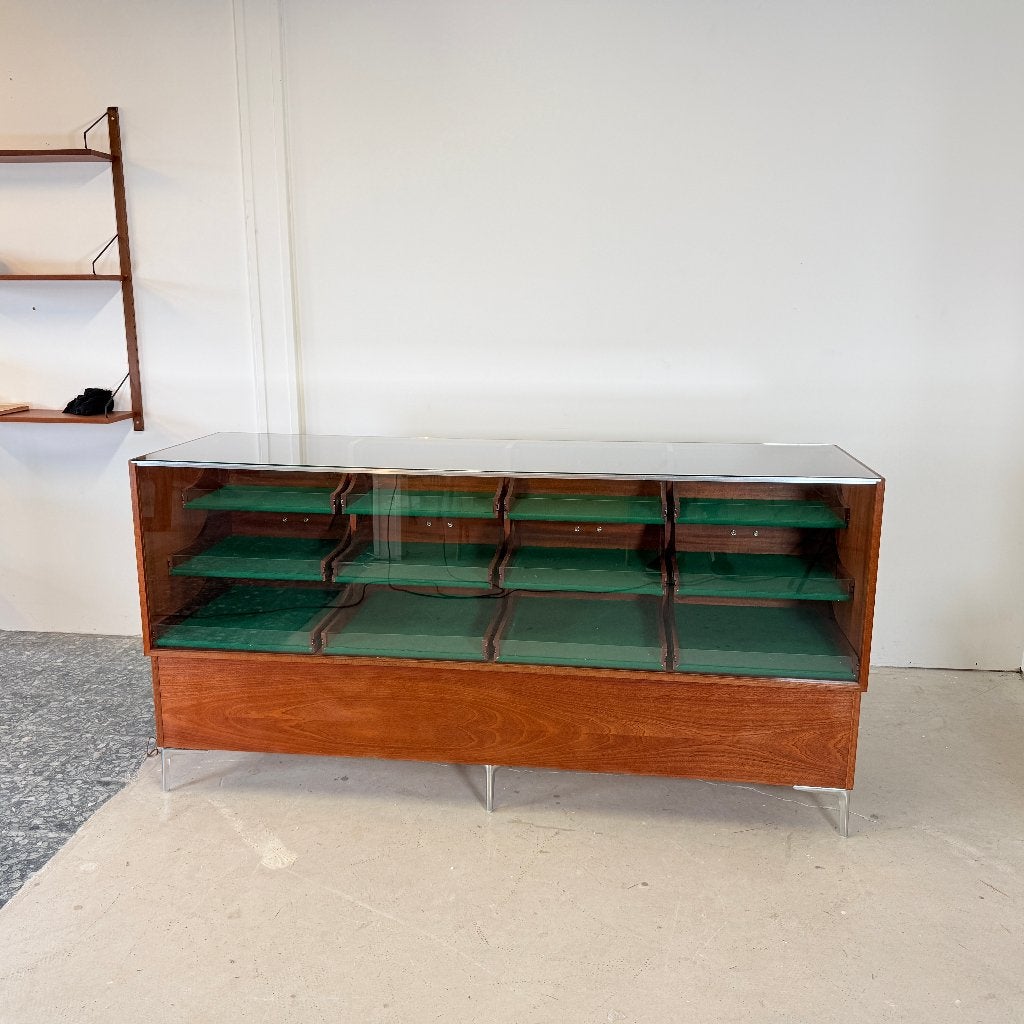 Comptoir de vitrine Mid-Century — Acajou, verre trempé, Enlèvement ou Envoi