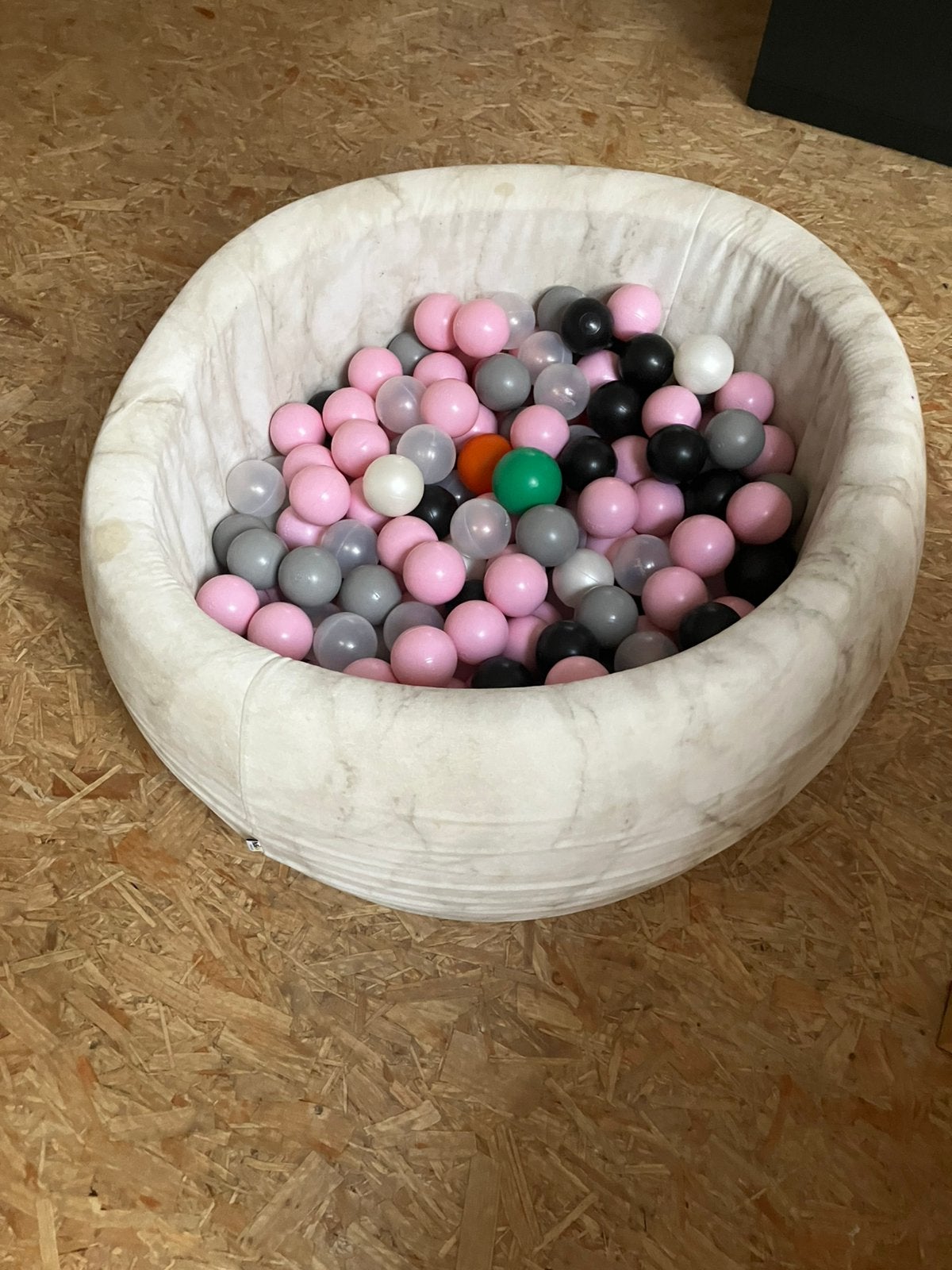 Misioo ballenbad marmer met veel ballen, Ophalen of Verzenden, Zo goed als nieuw