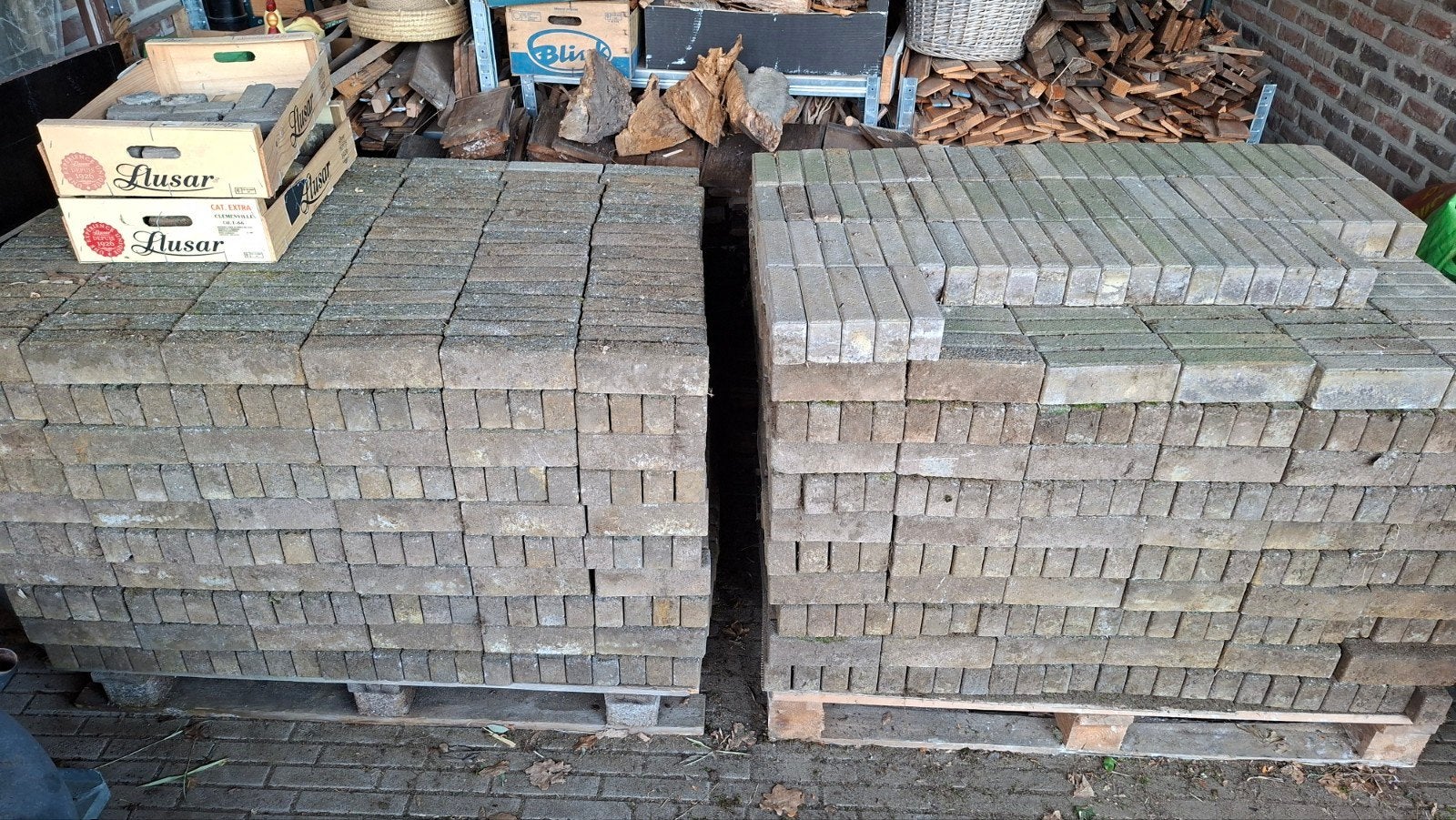 Betonklinkers circa 45 m², Tuin en Terras, Ophalen, Gebruikt, Klinkers, 10 m² of meer