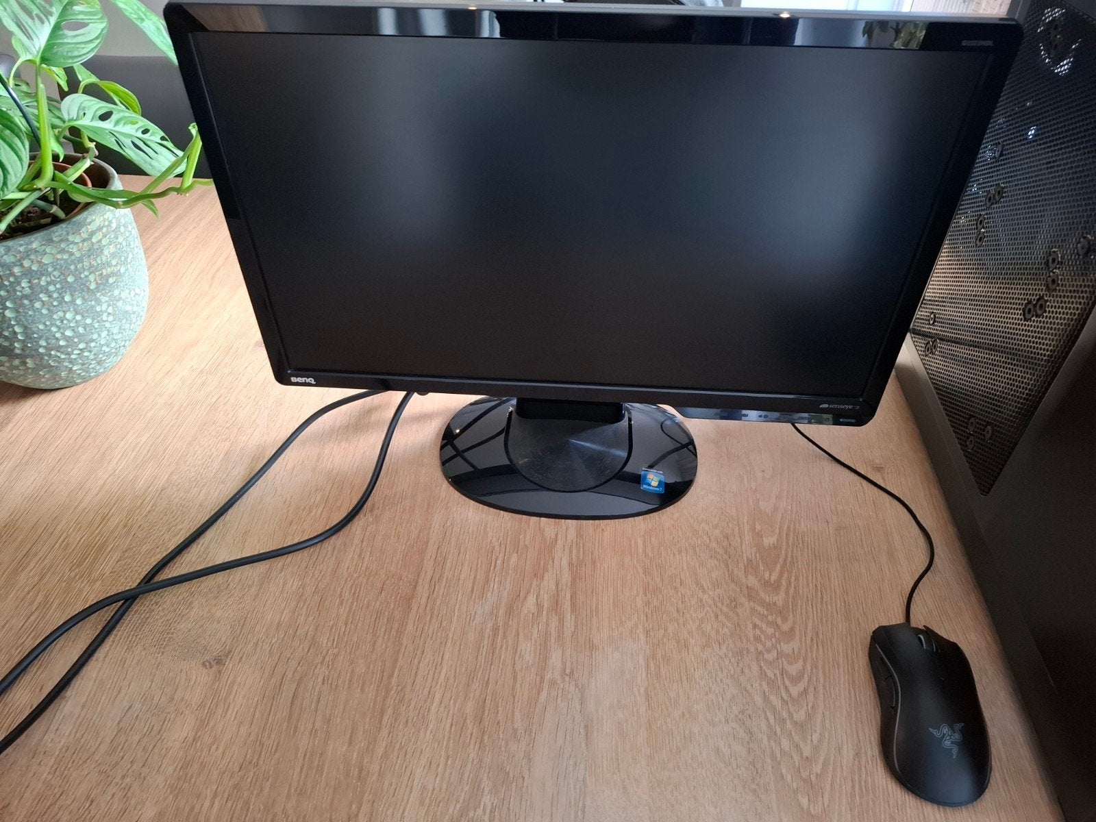 Benq senseye3 - 21 inch computerscherm, Overige typen, DVI, 60 Hz of minder, Gebruikt
