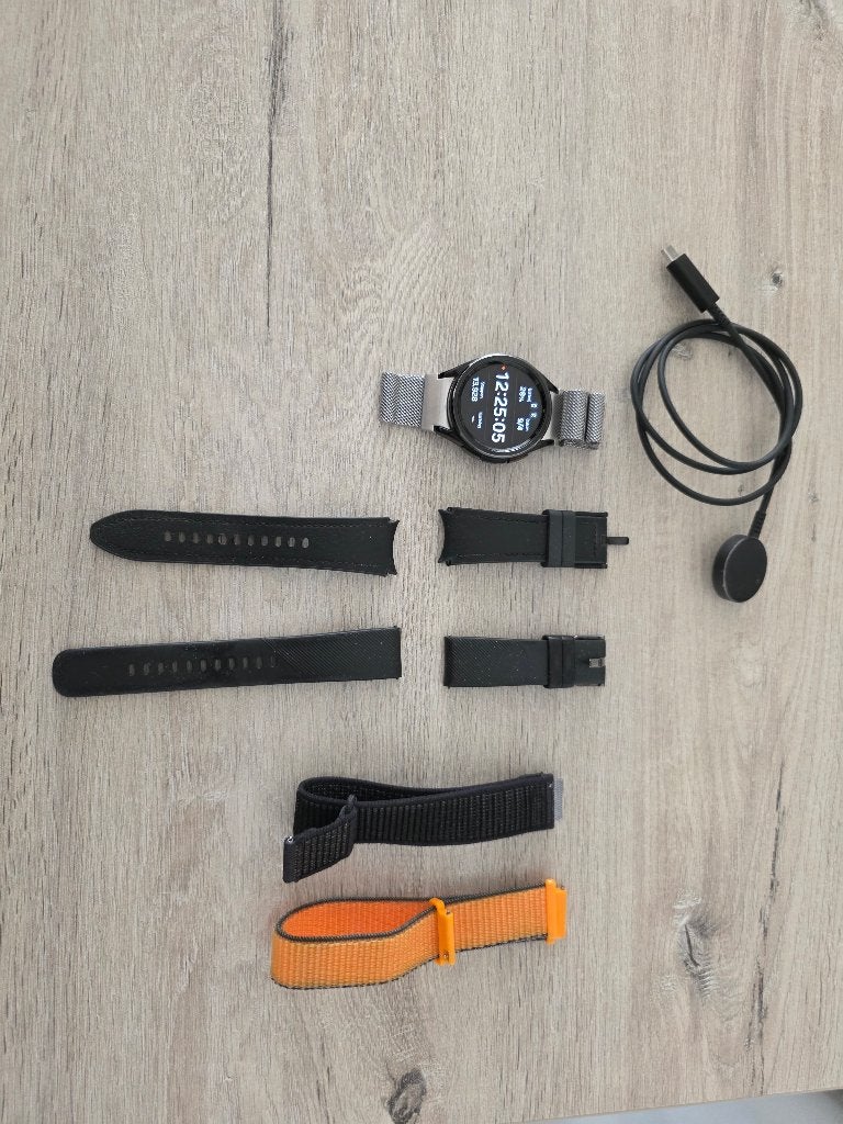Garmin galaxy watch 6 classic 43mm, Handtassen en Accessoires, Smartwatches, Ophalen, Samsung Galaxy watch 6 classic, Zwart, Zo goed als nieuw